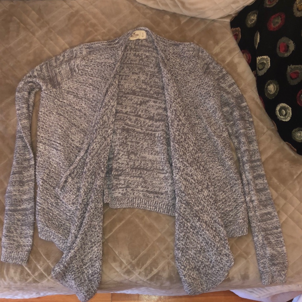 hollister grey cardigan